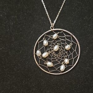 Elegant Silver Dreamcatcher Necklace with Pearls